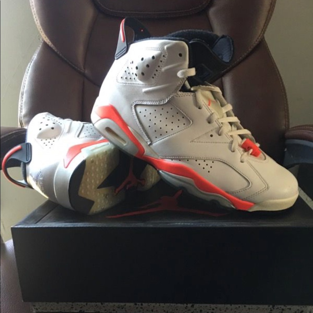 Jordan Retro 6 Infrared